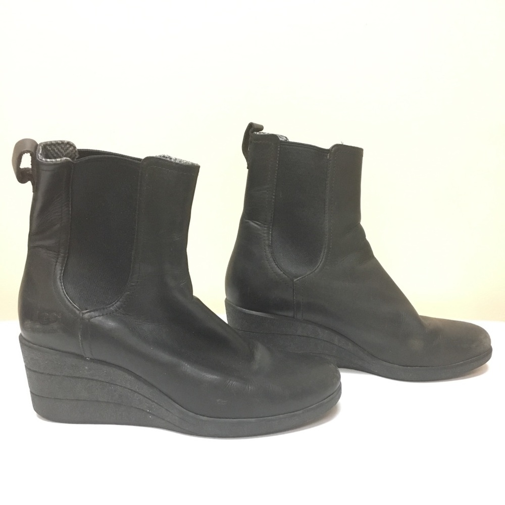 Black Leather Ugg Wedge Boots Size 7